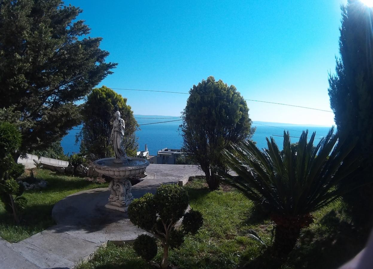 Apartman Horizont Lägenhet Omiš Exteriör bild