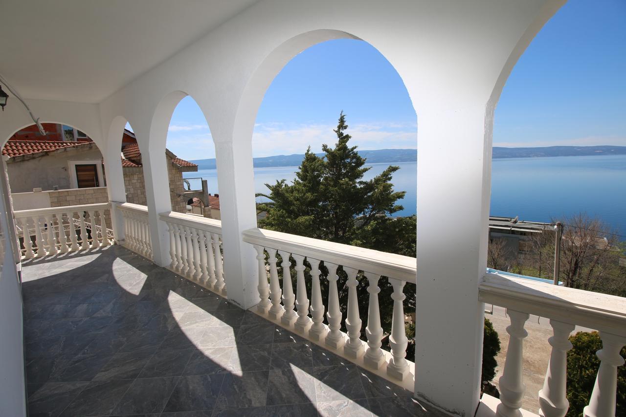 Apartman Horizont Lägenhet Omiš Exteriör bild