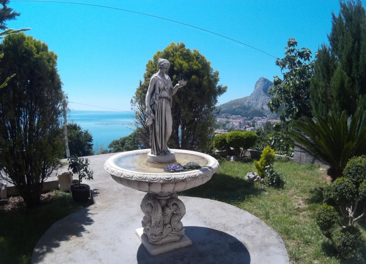 Apartman Horizont Lägenhet Omiš Exteriör bild