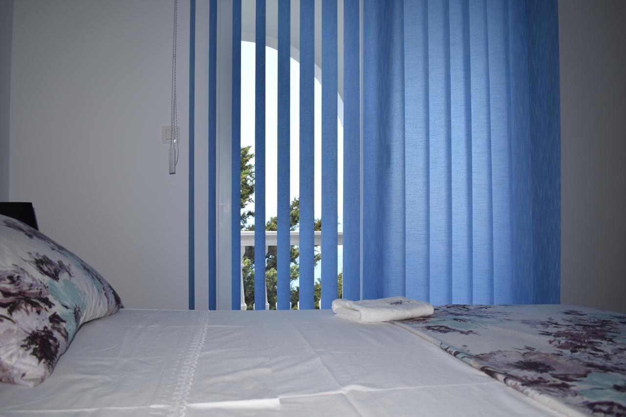 Apartman Horizont Lägenhet Omiš Exteriör bild